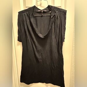 BCBGMAXAZRIA Womens Top 
Knit Shirt Sleeveless
Size medium 
Color black